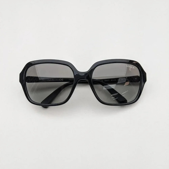 🕶️Vogue VO2994-SB W44/11 Sunglasses 57/18 130 | ALI520🕶️ - Picture 1 of 9